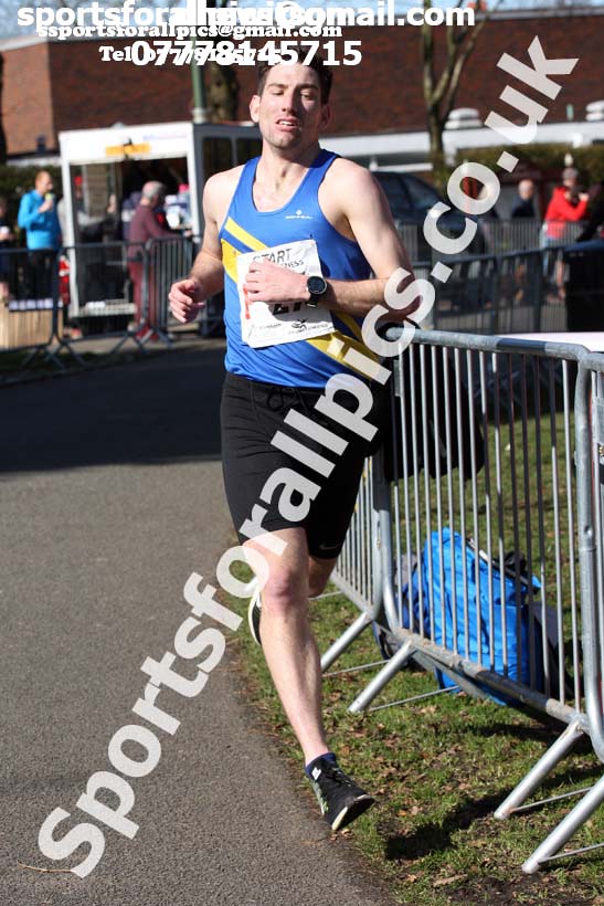 Senior mens Northern 12 Stage Road Relay Champs., Birkenhead Park. Photo: David T. Hewitson/Sports for All Pics